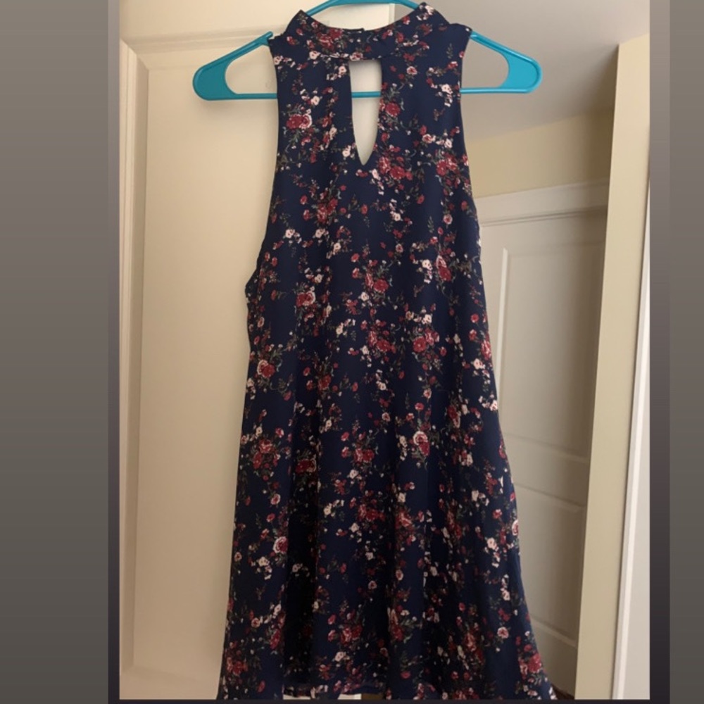 Francesca’s Floral Print Dress